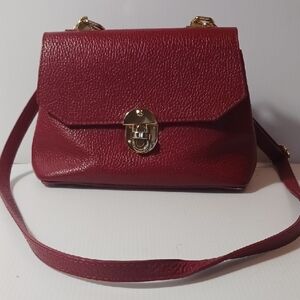 Elegant Red Leather Shoulder Bag